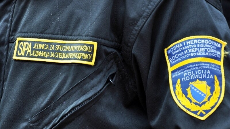 Уапсени шест лица обвинети за воени злосторства врз 56 Срби во областа Фоча