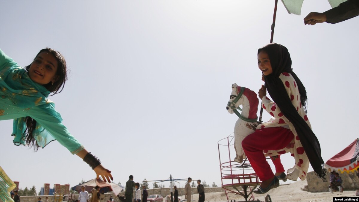 Muslims Celebrate Eid-al Fitr