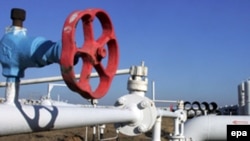 Russia says there is no intention of creating a cartel of natural-gas producers.