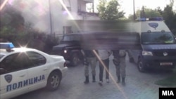 Апсењето на осомничените во случајот со петкратното убиство во Смиљковци.