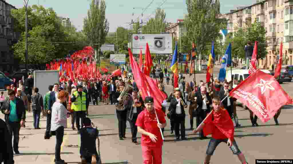 Moldova - 1st May Communists and Socialists on the streets, Chisinau