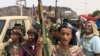 گروهی از شبه‌نظامیان حامی جدایی‌طلبان جنوب یمن در این تصویر در شهرک خورمکسر در اطراف عدن؛ ۱۹ مرداد