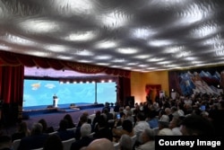 Форум Чолпон-Ата шаарында өтүүдө.