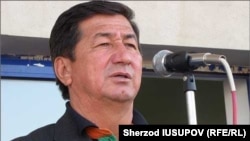 Кыргызское правительство признает этнического узбека Кадыржана Батырова одним из главных виновников Ошской трагедии 2010 года.