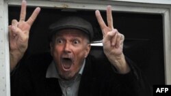 Эдуард Лимонов