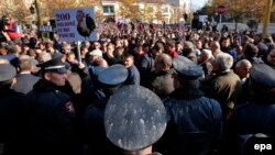 Архивска фотографија: Опозициски протести во Тирана