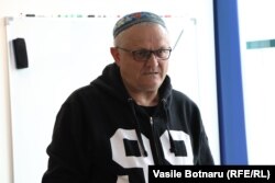 Василе Ботнару