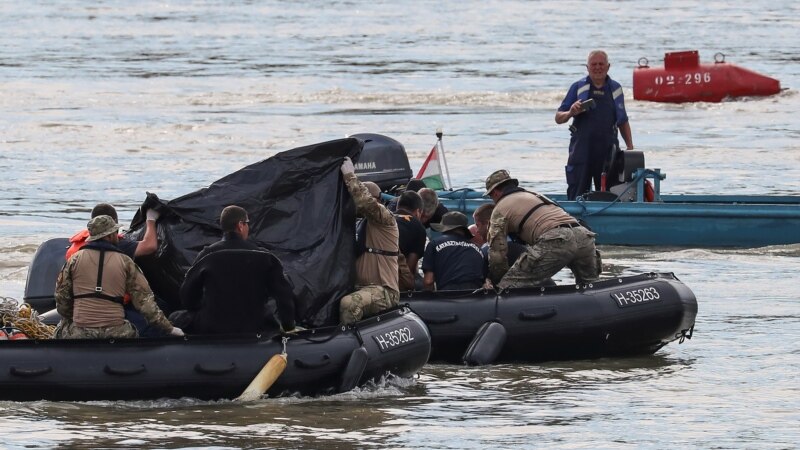 Извлечен потонатиот брод во Дунав, пронајдени 4 тела 