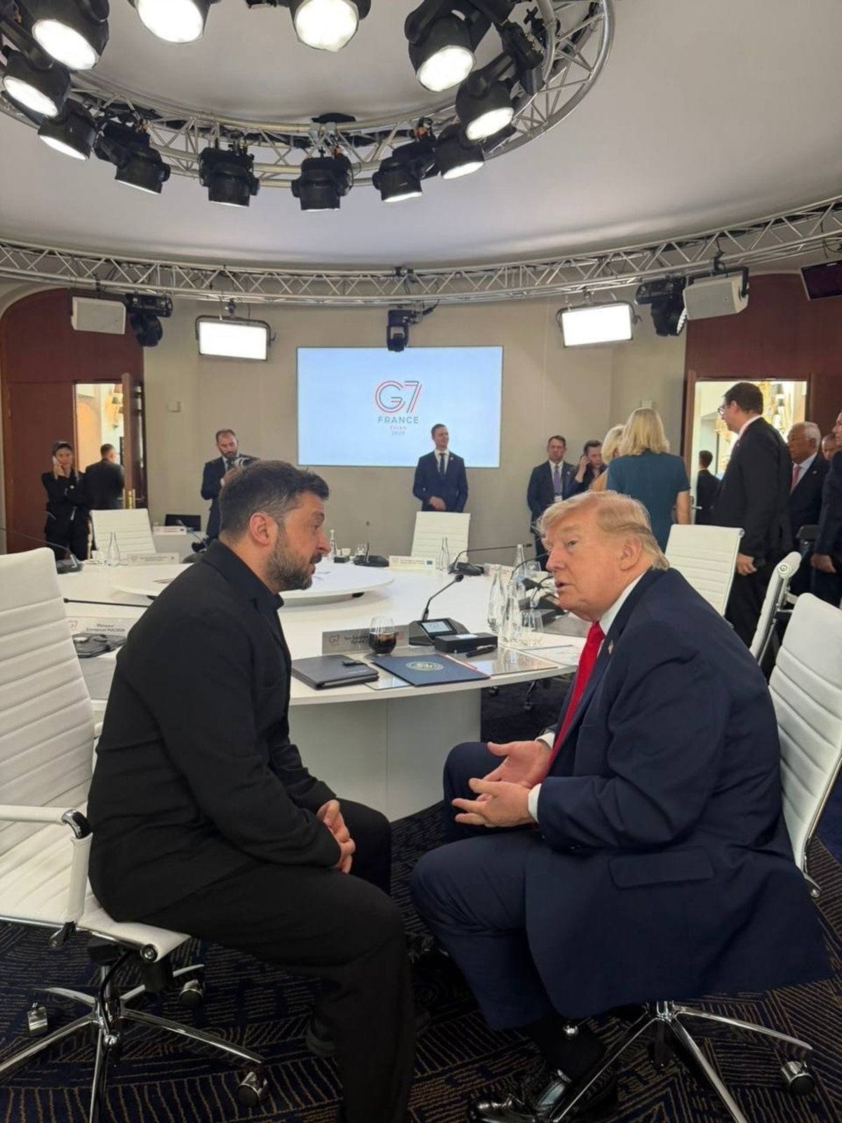«Росія повинна укласти угоду»: Трамп про війну в Україні на саміті G7 (відео)