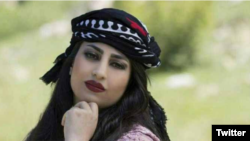 سهیلا حجاب، زندانی سیاسی که به پنج سال زندان محکوم شده است