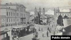 Трамвай на Саборнай плошчы Віцебску, не пазьней за 1904 год