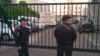 Полиция задерживает сторонников Навального в городах России