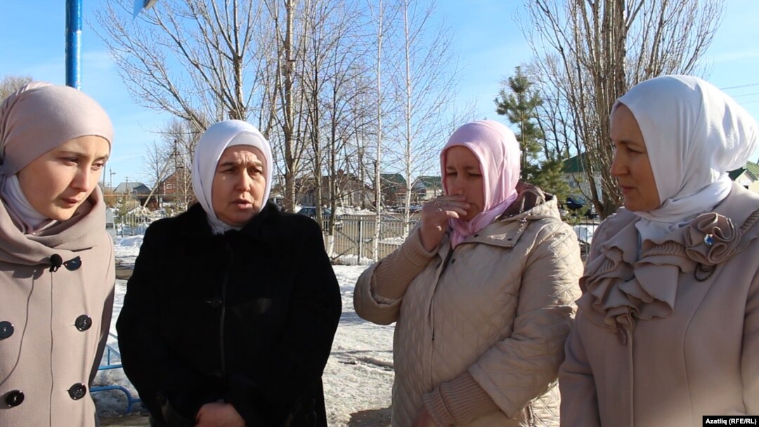 Азюрка авылының 29нчы мәктәбе укытучылары