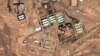 تصویری ماهواره‌ای از پایگاه نظامی پارچین که ظن آن می‌رود بخش از فعالیت‌های تحقیقات هسته‌ای ایران در رابطه با ساخت سلاح آن‌جا متمرکز شده باشد.