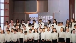 კადრი ვიდეოდან, ბავშვების რეაქცია 10 წლის ანკას ვარდნისას 