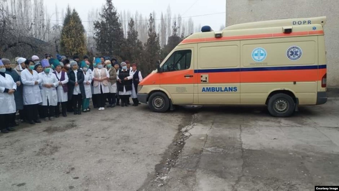 Буга чейин Он Эки-Бел жана Төөлөс айыл өкмөттөрүн жалгыз автоунаа тейлеп жаткан.