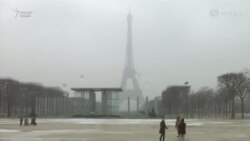 Ҳавои сарду барф боиси баста шудани Бурҷи Эйфели пойтахти Фаронса шуд