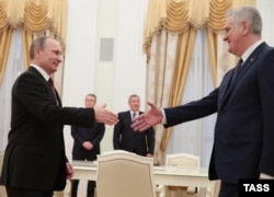 Владимир Путин принимает в Крмле президента Сербии Томислава Николича. Март 2016 года