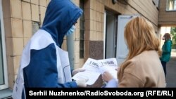 «В окремих випадках існує ажіотаж та заклики до насилля», – зазначив Клименко про опитування, ініційоване Володимиром Зеленським