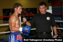Рафаэль Физиев и его тренер Эмиль Токтогонов. 2009 г.