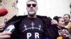 Артемий Троицкий поддерживает группу Pussy Riot. Февраль 2012 года, Москва 