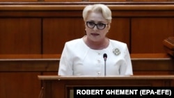 Premierul Viorica Dancila în Parlament la București