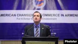 Armenia - U.S. Ambassador Richard Mills addresses the American Chamber of Commerce in Armenia, Yerevan, 10Nov2015.