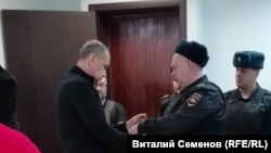 Алексей Кайдалов во время ареста в Петрозаводске