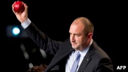 Rumen Radev la o conferință de presă la Sofia