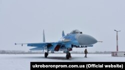 Винищувач Су-27