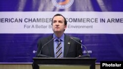 Armenia - U.S. Ambassador Richard Mills addresses the American Chamber of Commerce in Armenia, Yerevan, 10Nov2015.