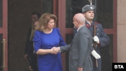 Президентката Илияна Йотова посреща управителят на БНБ ДимитърРадев, 28 януари 2026 г.