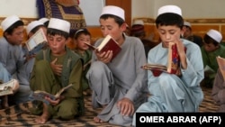 یک از مدارس دینی در افغانستان(آرشیف)