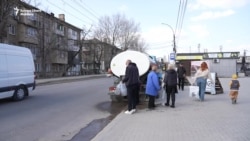 Cum se descurcă locuitorii din Bălți fără apă la robinet