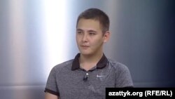 Элмирбек Сыдыманов.