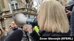 Medijska udruženja ukazala su na sve učestalije napade na novinare u Srbiji, 1. aprila 2026.