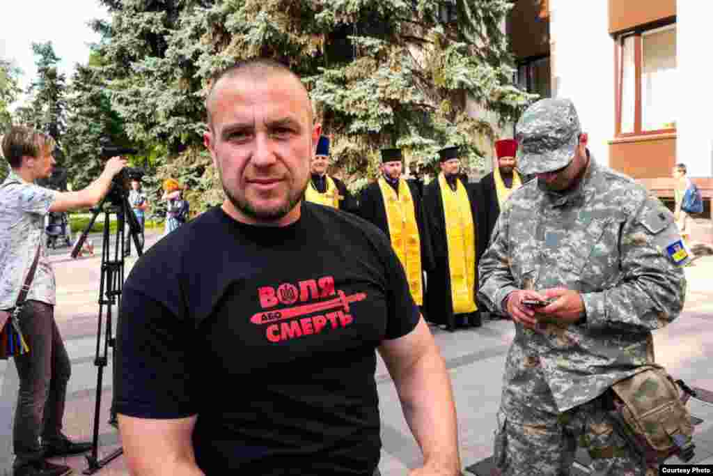 Темур Юлдашев