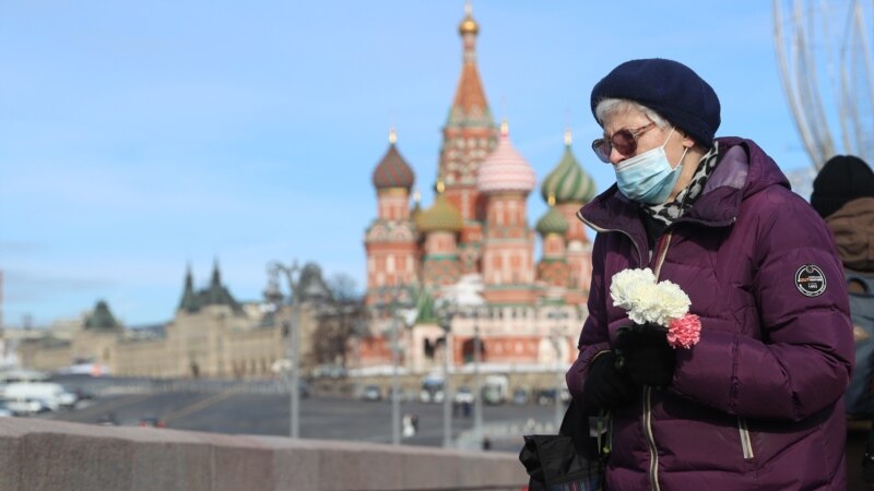 В России проходят памятные мероприятия в день годовщины убийства Бориса Немцова