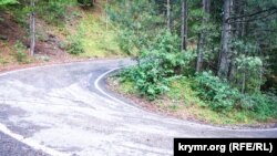 Üç Qoş deresine yol, Qırım