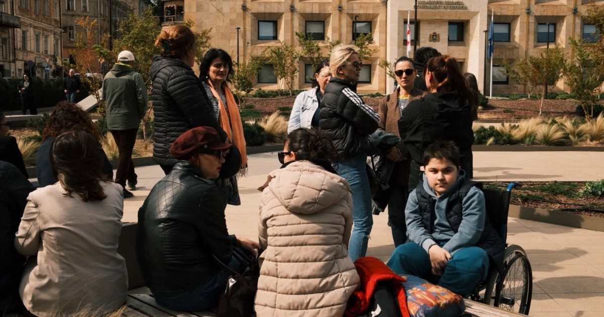 „კარვის გაშლის უფლება არ მოგვცეს“ - დიუშენის სინდრომის მქონე ბავშვების მშობლები მორიგ აქციას მართავენ