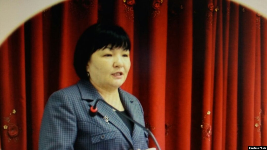 Сиськи арасындағы трахает