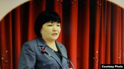 Қисық латина порно