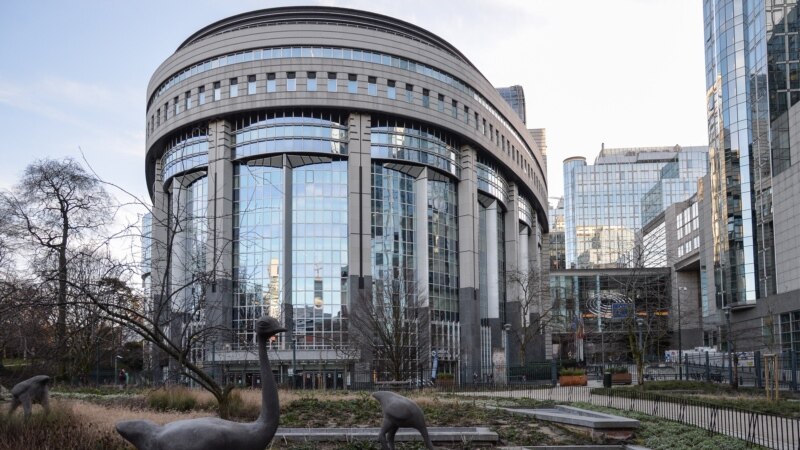 «Die Welt»: в Брюсселе действуют сотни российских и китайских шпионов