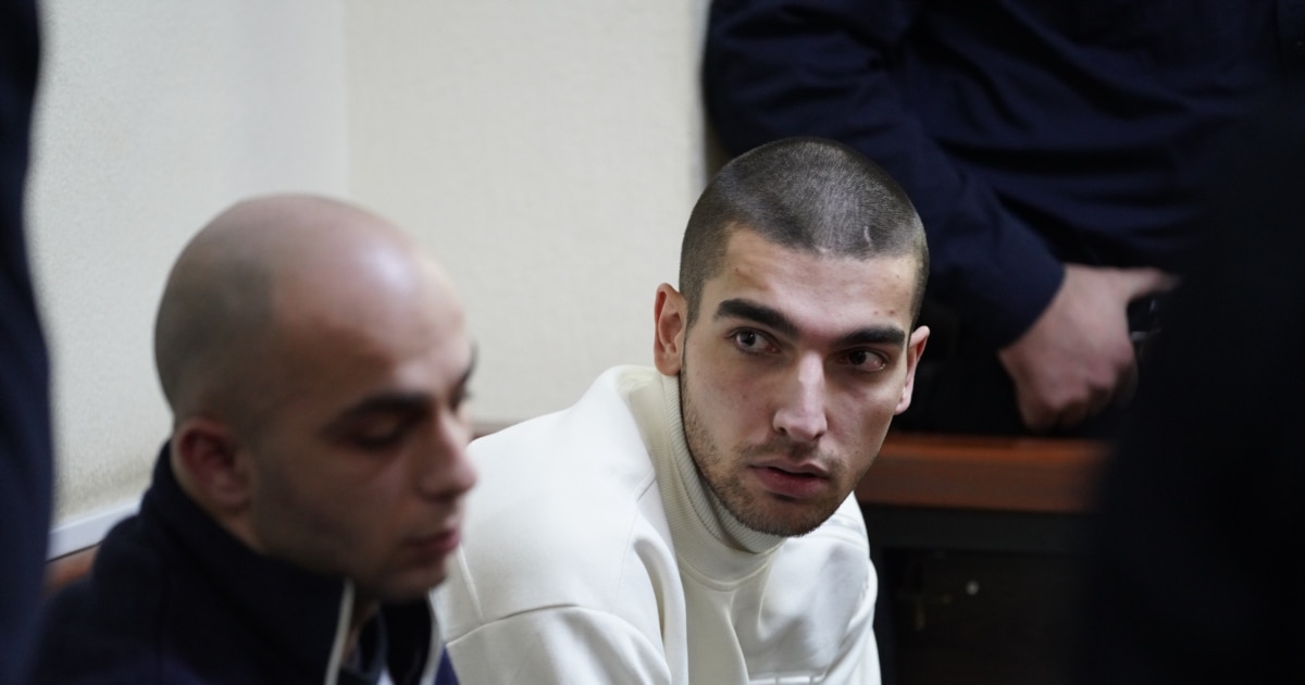 აქციაზე კამერის დაზიანებისთვის დაკავებულ ხუტაშვილსა და მუმლაძეს პატიმრობა მიუსაჯეს