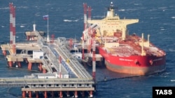 The Russia Direct Investment Fund played a key role in brokering a deal to allow the import of Russian diesel fuel into the United States. Some US lawmakers have threatened legal action.   