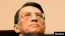 Mesut Yilmaz, novembar 2002.