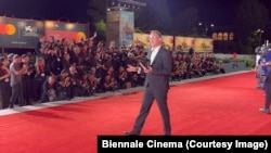 Bogdan Mureșanu a luat Premiul Bisato d’Oro 2024 – pentru cel mai bun scenariu din partea criticilor independenți, la Festivalul de Film de la Veneția.