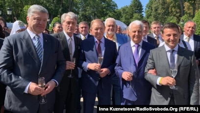 Vid Kravchuka Do Zelenskogo Yak Prezidenti Ukrayini Vtrachali Doviru Gromadyan