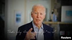 Kép Joe Biden 2023. április 25-én közzétett videóüzenetéből