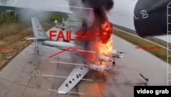 Российский самолет, пораженный дронами в ходе операции "Паутина"